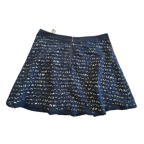 Romantic Classic Lace Overlay Skirt The Limited Navy Blue A-Line Size 12 - Picture 3 of 6